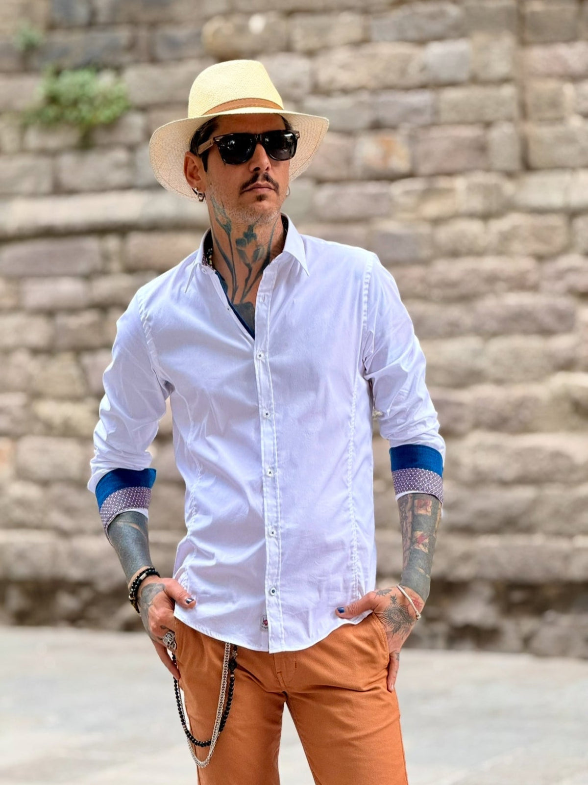 Camisa Blanca Cansano puño detalles en azul