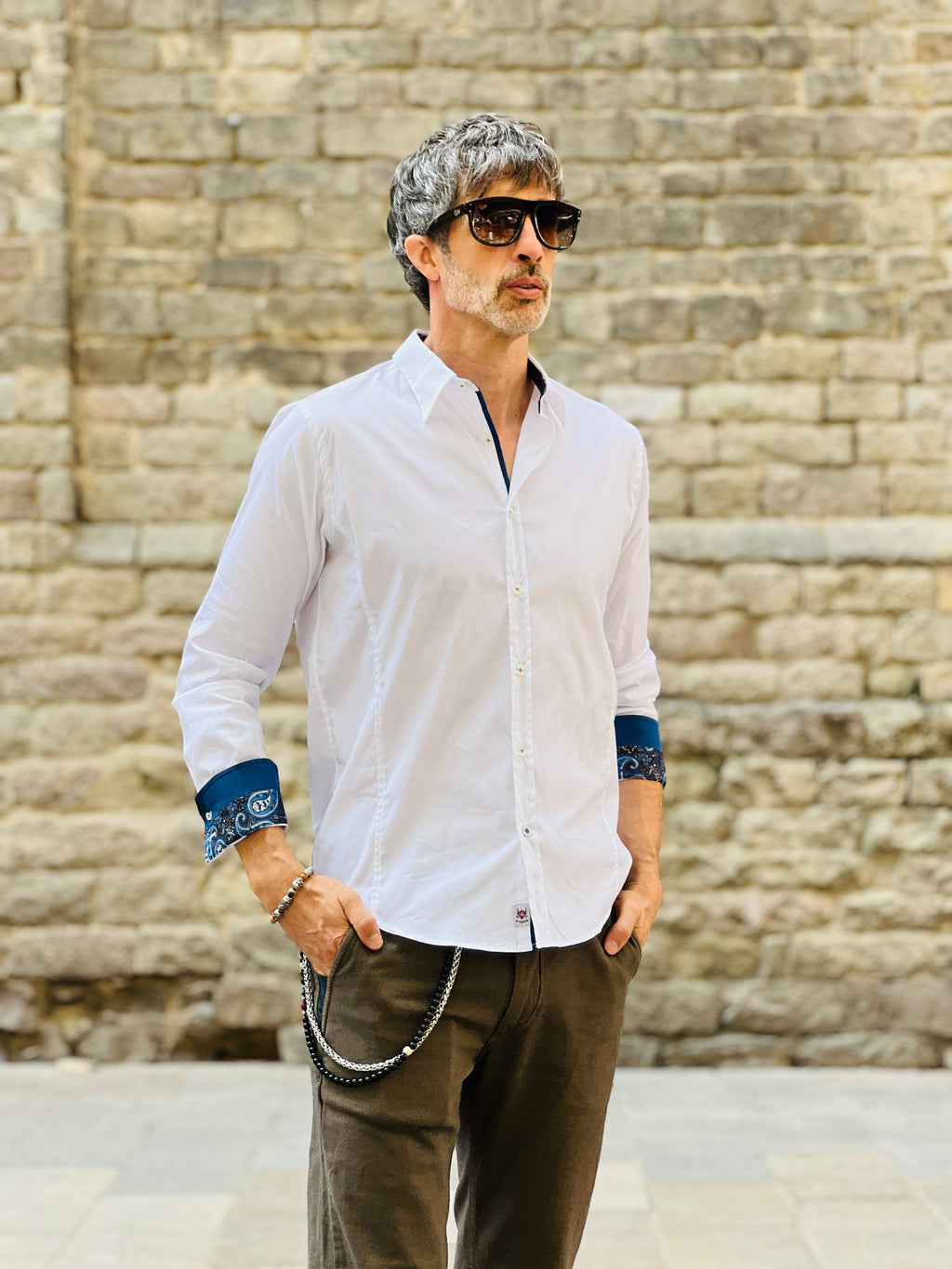 Camisa Blanca Prata puño detalles en Azul