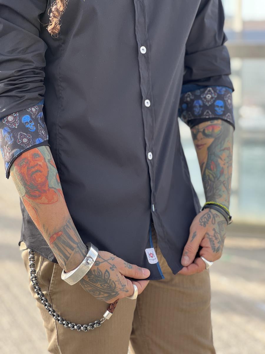 Camisa Yokai Negra  | Aragaza - Your shirt made in Barcelona - Quality shirts